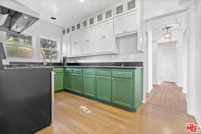 1720 Orchard Avenue, Glendale, CA 91206 — photo 19 of 50