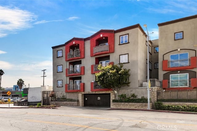 11124 Burbank Boulevard 108, North Hollywood, CA 91601 — photo 46 of 46
