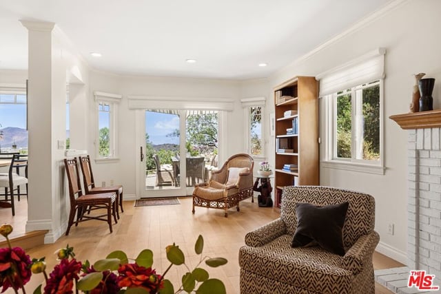 1098 Antelope Place, Newbury Park, CA 91320 — photo 14 of 69