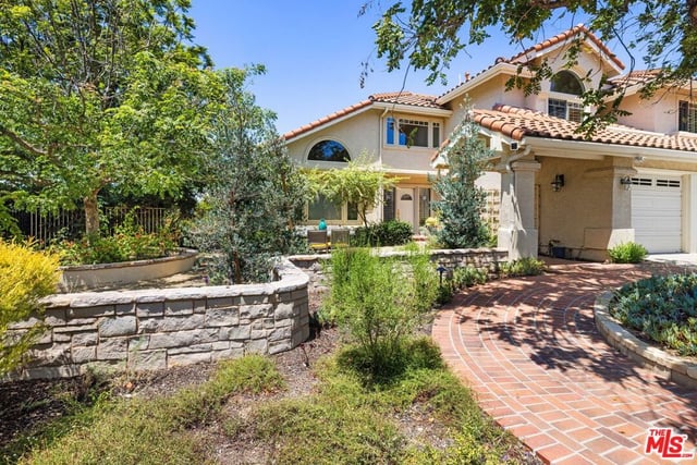 1098 Antelope Place, Newbury Park, CA 91320 — photo 3 of 69