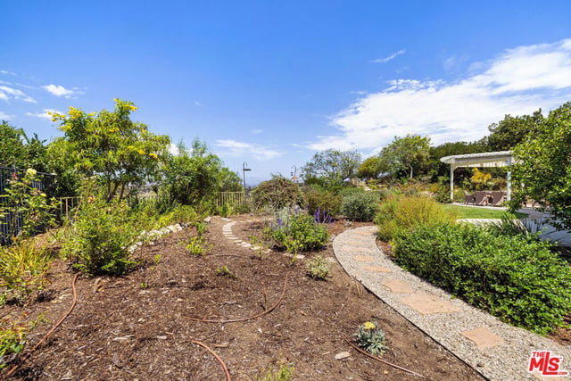 1098 Antelope Place, Newbury Park, CA 91320 — photo 33 of 69
