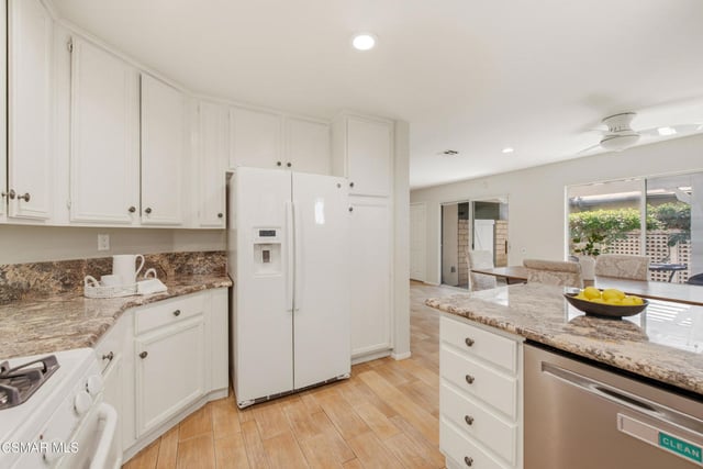 2043 Tulip Avenue, Simi Valley, CA 93063 — photo 14 of 39