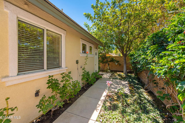 2043 Tulip Avenue, Simi Valley, CA 93063 — photo 32 of 39