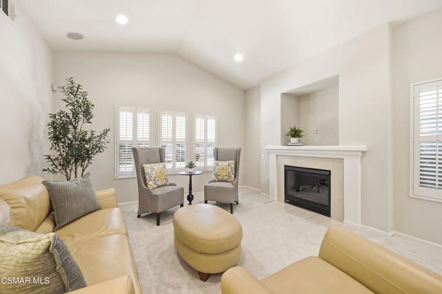 2043 Tulip Avenue, Simi Valley, CA 93063 — photo 5 of 39