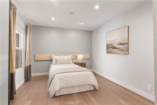 21 7th Place 510, Long Beach, CA 90802 — photo 18 of 48