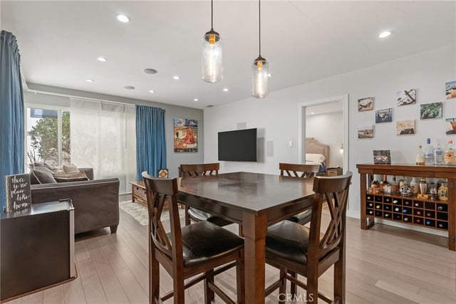 21 7th Place 510, Long Beach, CA 90802 — photo 6 of 48