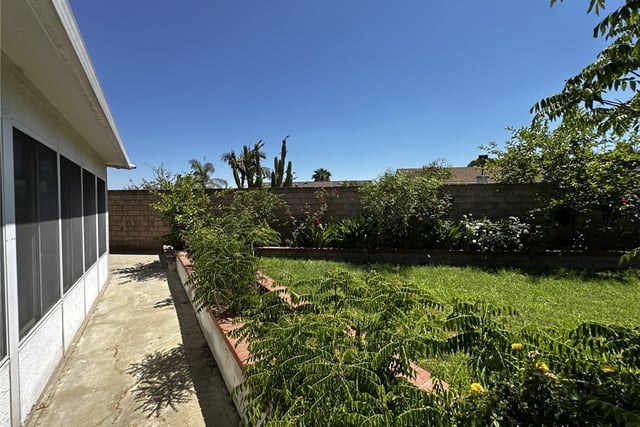 15156 Mcintyre Street, Sylmar, CA 91342 — photo 32 of 32