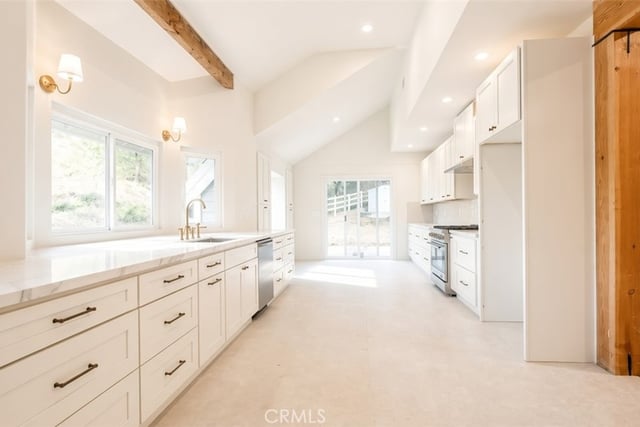 15604 Saddleback, Canyon Country, CA 91387 — photo 2 of 51