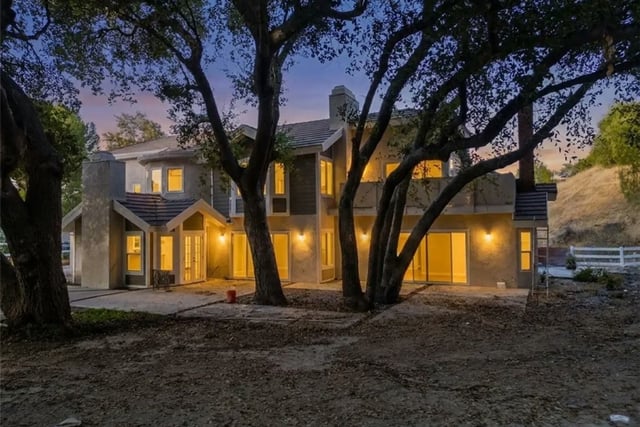 15604 Saddleback, Canyon Country, CA 91387 — photo 45 of 51