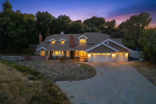 15604 Saddleback, Canyon Country, CA 91387 — photo 48 of 51