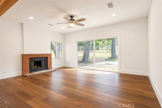 15604 Saddleback, Canyon Country, CA 91387 — photo 5 of 51