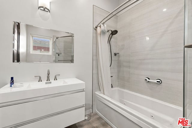 6729 Radford Avenue, North Hollywood, CA 91606 — photo 23 of 33