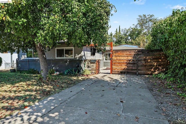 536 4Th St, Brentwood, CA 94513 — photo 3 of 35