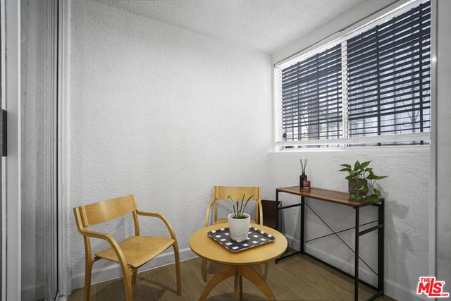 333 Westminster Avenue 104, Los Angeles, CA 90020 — photo 17 of 50