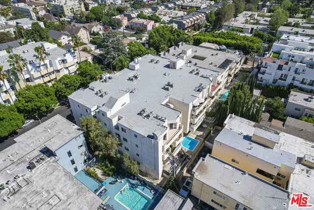 333 Westminster Avenue 104, Los Angeles, CA 90020 — photo 39 of 50