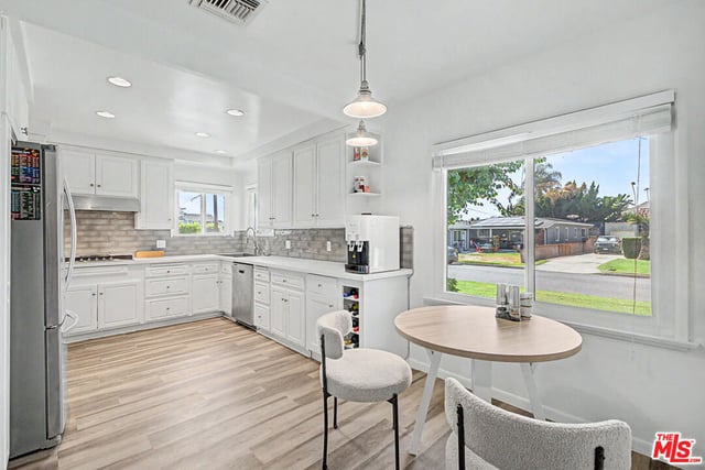 10530 Dolan Avenue, Downey, CA 90241 — photo 2 of 37
