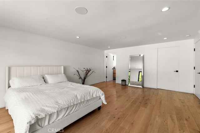 23501 Berdon Street, Woodland Hills, CA 91367 — photo 16 of 43