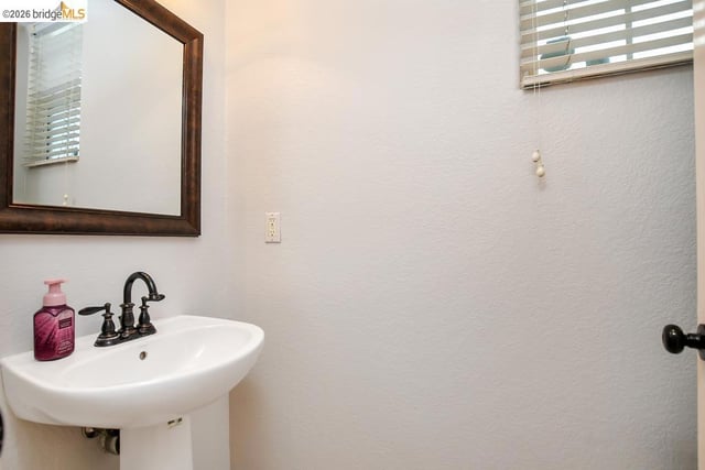 231 Washington Dr, Brentwood, CA 94513 — photo 12 of 24