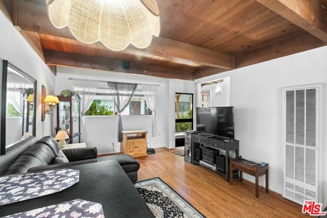 4040 Grand View Boulevard 60, Los Angeles, CA 90066 — photo 6 of 25
