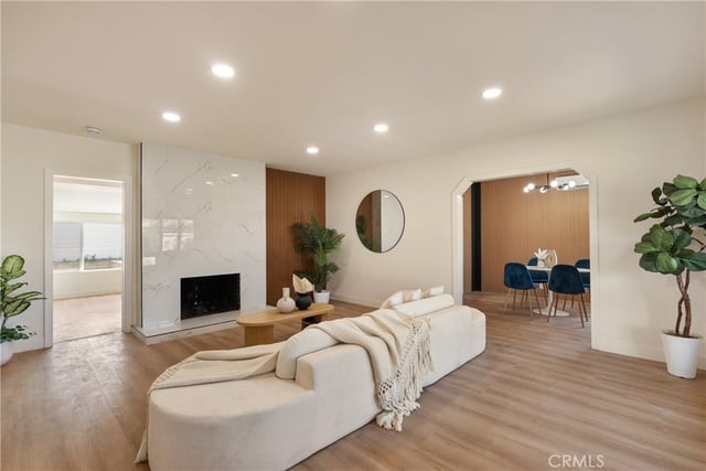 2280 San Francisco, Long Beach, CA 90806 — photo 4 of 38