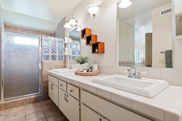 1425 Calle Lozano, Camarillo, CA 93012 — photo 17 of 45