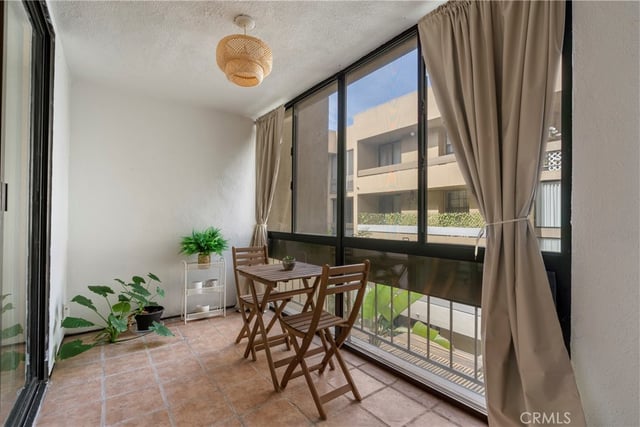 740 N Kings Road 208, Los Angeles, CA 90069 — photo 17 of 26