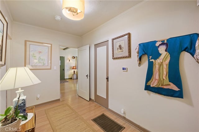 404 N Vinedo Avenue, Pasadena, CA 91107 — photo 11 of 24