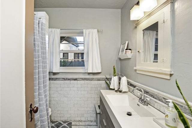 404 N Vinedo Avenue, Pasadena, CA 91107 — photo 16 of 24