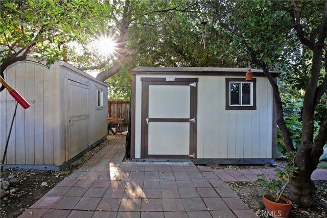 404 N Vinedo Avenue, Pasadena, CA 91107 — photo 22 of 24