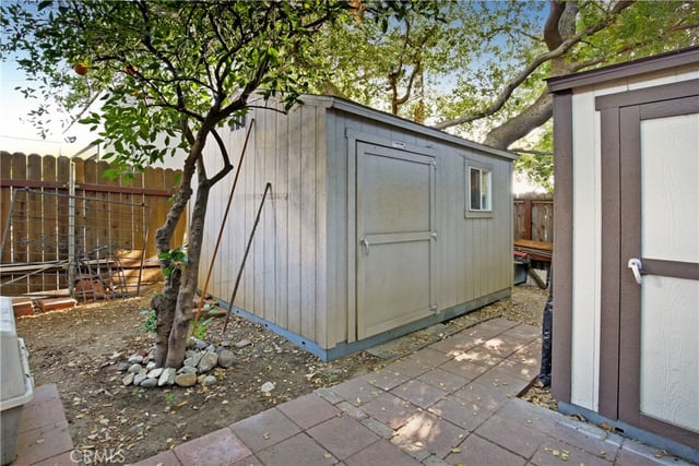404 N Vinedo Avenue, Pasadena, CA 91107 — photo 23 of 24