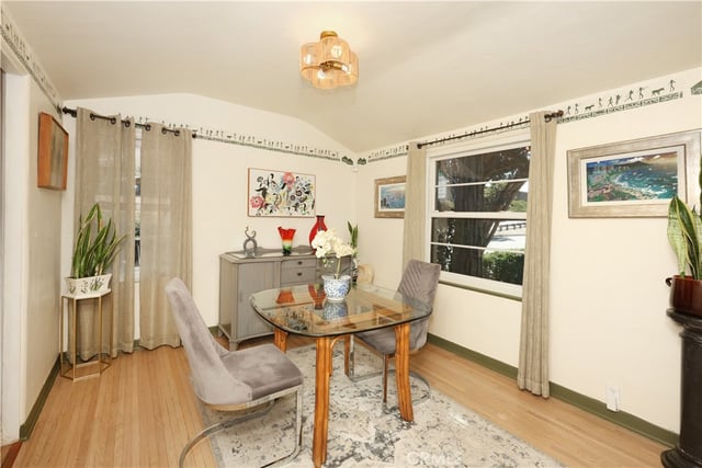 404 N Vinedo Avenue, Pasadena, CA 91107 — photo 5 of 24