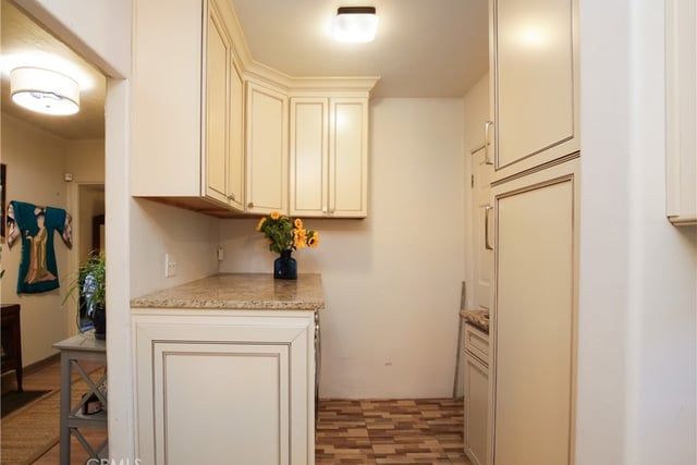 404 N Vinedo Avenue, Pasadena, CA 91107 — photo 9 of 24