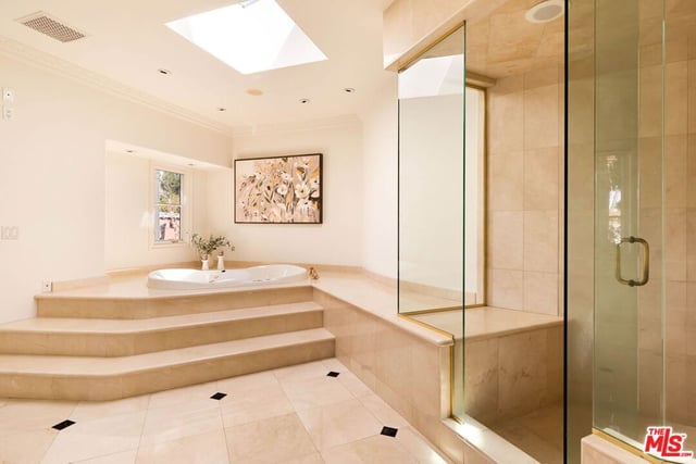 166 N Mccadden Place, Los Angeles, CA 90004 — photo 25 of 37