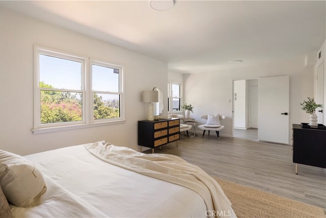 2054 Kenilworth, Los Angeles, CA 90039 — photo 19 of 32