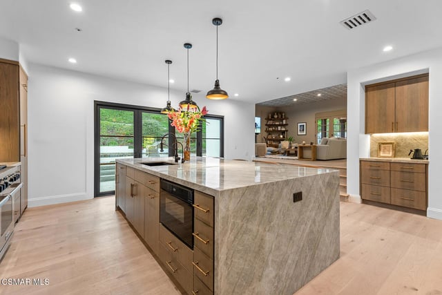 1389 Pathfinder Avenue, Westlake Village, CA 91362 — photo 12 of 39