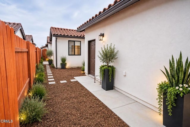 1141 W 2nd Street, Oxnard, CA 93030 — photo 32 of 39