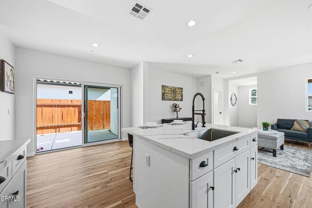 1131 W 2nd Street, Oxnard, CA 93030 — photo 8 of 43