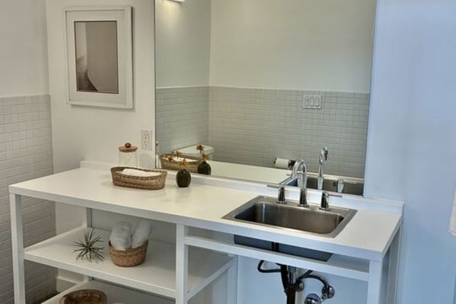 615 Hampton Drive C101, Los Angeles, CA 90291 — photo 9 of 40