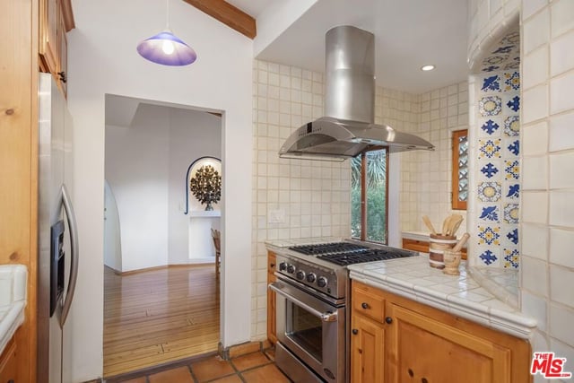 15012 Del Gado Drive, Sherman Oaks, CA 91403 — photo 15 of 37