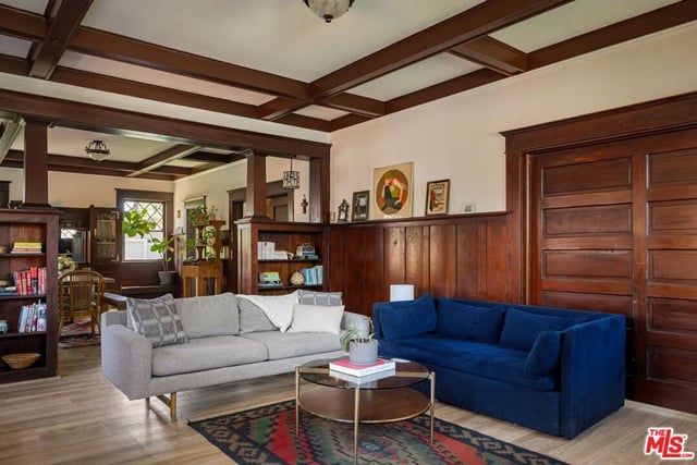572 E Columbia Avenue, Pomona, CA 91767 — photo 5 of 29