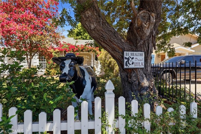 11957 Collins Street, Valley Village, CA 91607 — photo 7 of 42