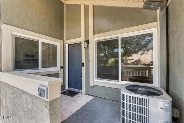 569 Rio Grande Circle, Thousand Oaks, CA 91360 — photo 10 of 34