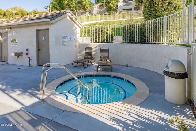 1043 Waltham Road E, Simi Valley, CA 93065 — photo 5 of 63