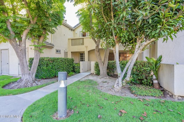 1043 Waltham Road E, Simi Valley, CA 93065 — photo 51 of 63
