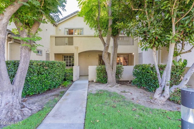 1043 Waltham Road E, Simi Valley, CA 93065 — photo 6 of 63
