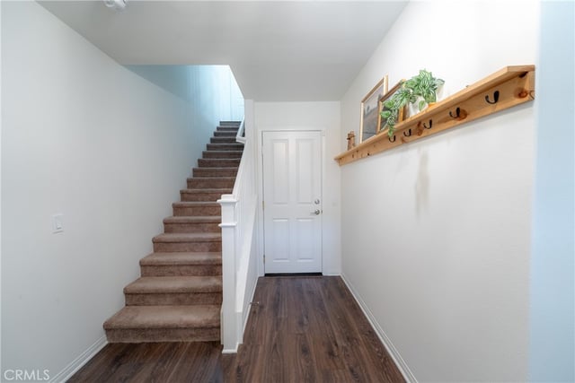 9110 Foster, Chatsworth, CA 91311 — photo 12 of 50