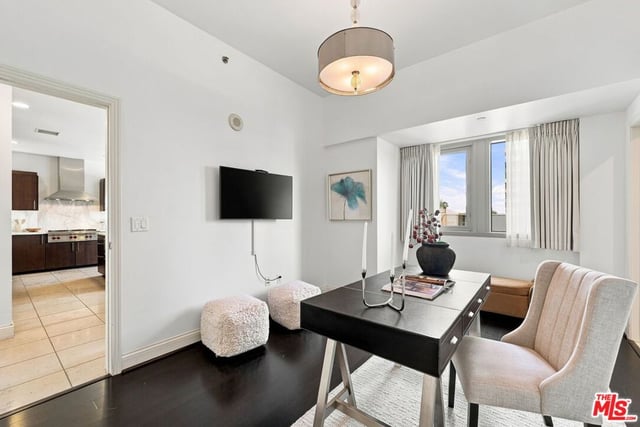 10800 Wilshire Boulevard 403, Los Angeles, CA 90024 — photo 24 of 58