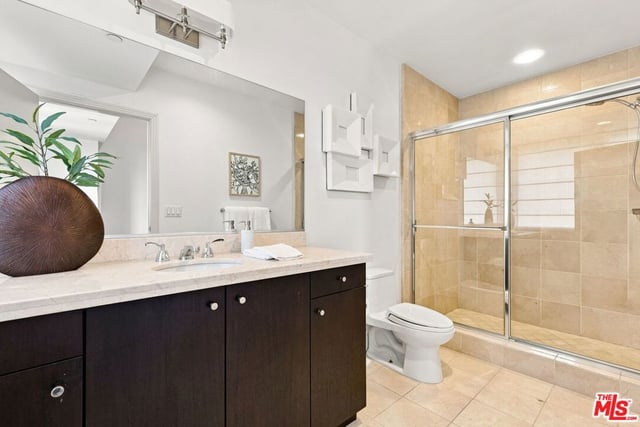 10800 Wilshire Boulevard 403, Los Angeles, CA 90024 — photo 40 of 58