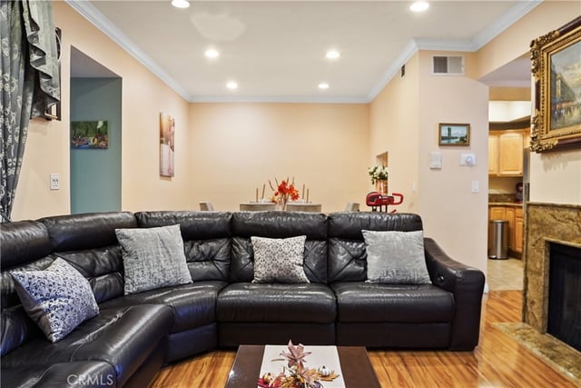 14239 Sherman Way 3, Van Nuys, CA 91405 — photo 4 of 34