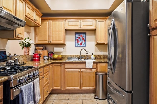 14239 Sherman Way 3, Van Nuys, CA 91405 — photo 8 of 34
